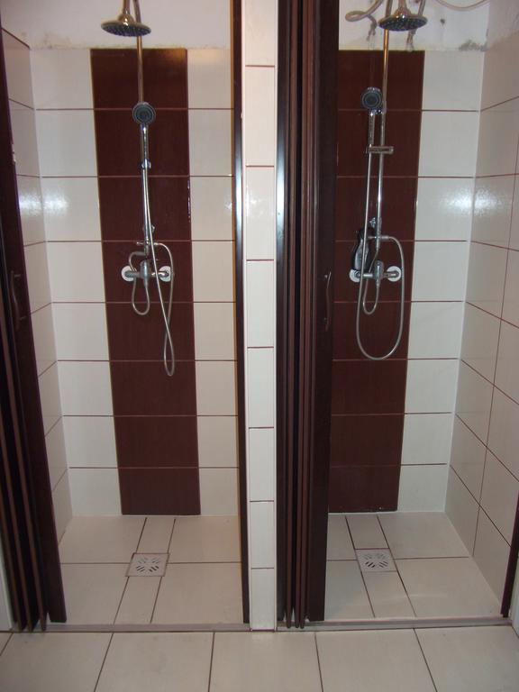 Ciao Budapest Hostel Buitenkant foto