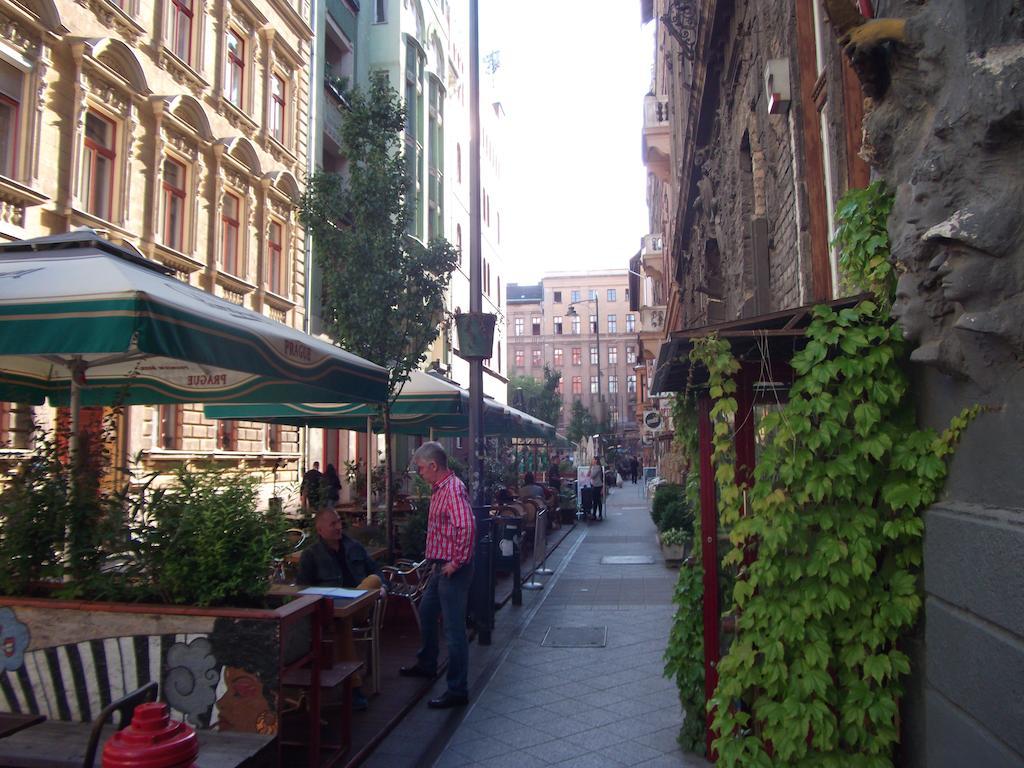 Ciao Budapest Hostel Buitenkant foto